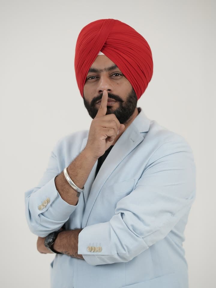 Manpreet Singh on stage